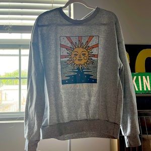 Gray sweatshirt